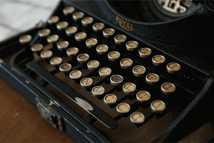 A typing machine used by historical writers in Oxford