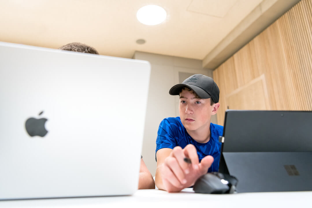 Student participating in an online academic internship