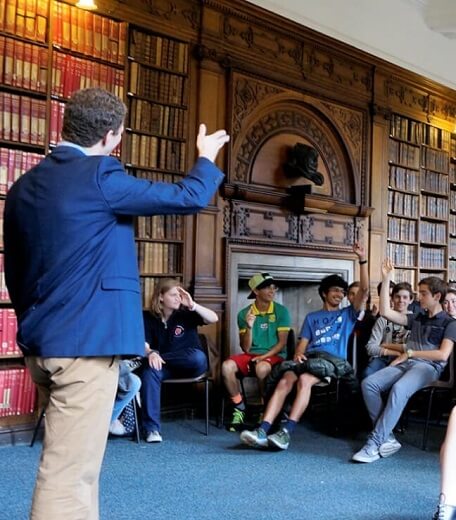 Oxford Scholastica tutor teaching students at the Oxford Union
