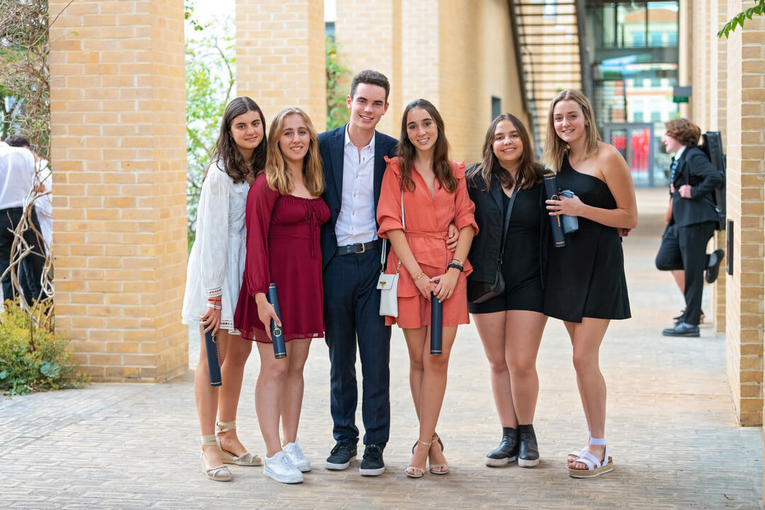 Oxford Scholastica students graduating at the end of their Oxford summer school.