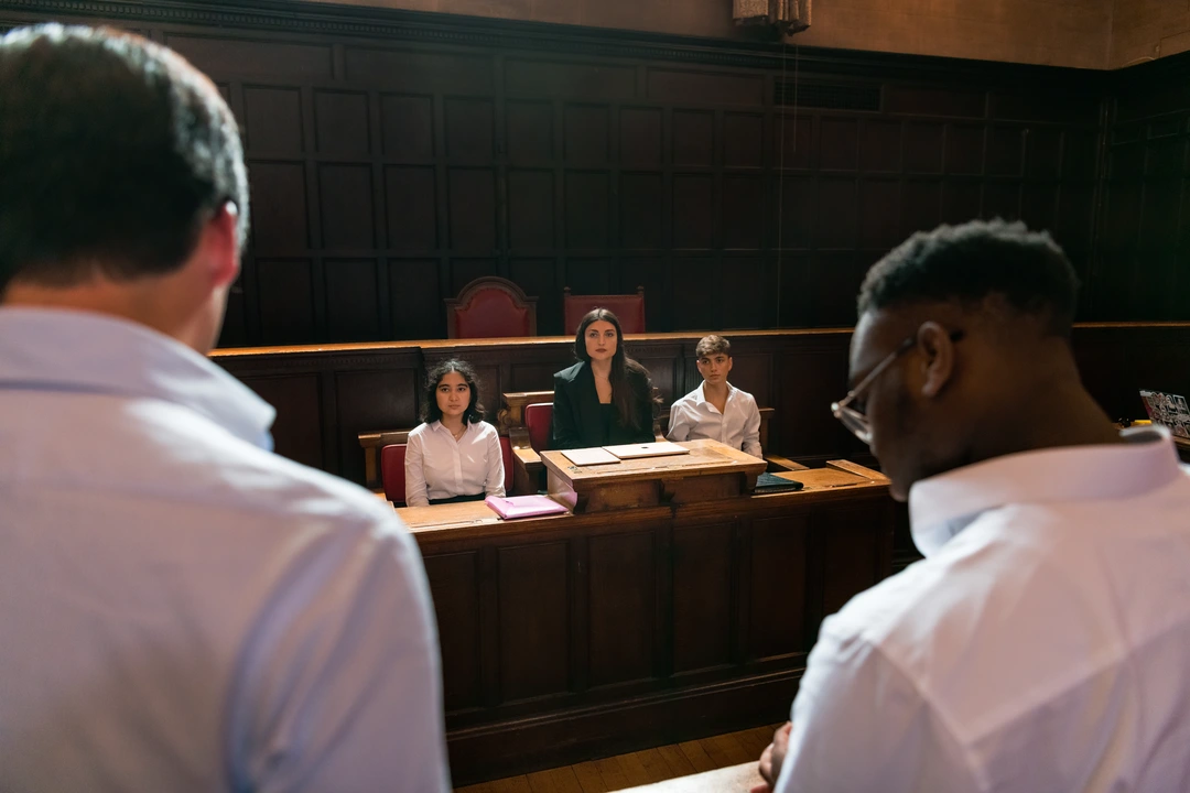 Oxford Scholastica students in the Oxford Courts